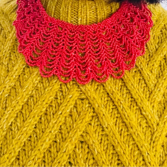 Elegant Red Beaded Necklace - Picture 5 of 5